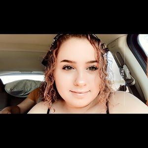 Meet your Posher, Brianna